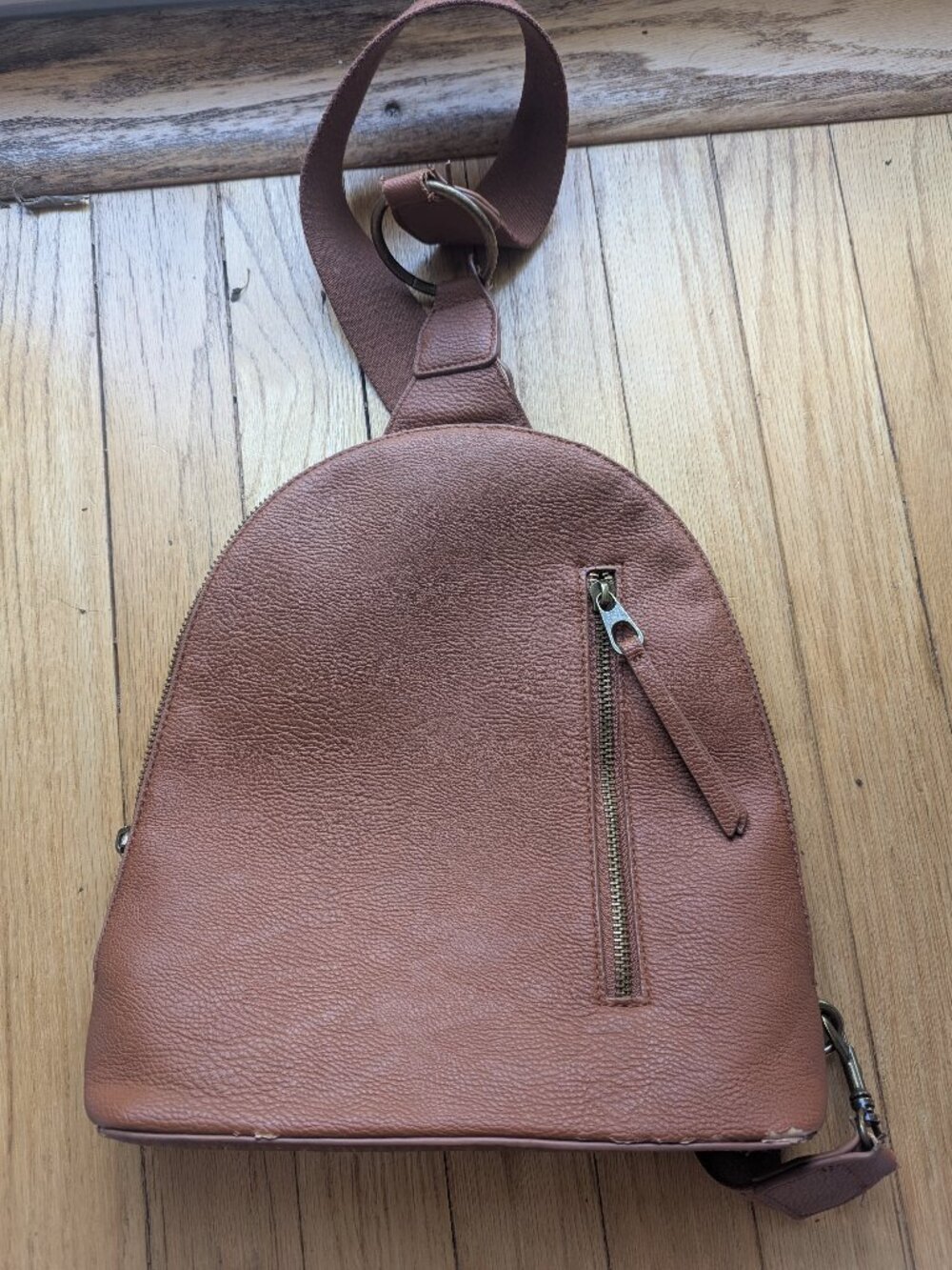 Universal thread cute brown backpack
